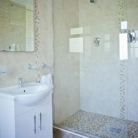 Cahergal Bed & Breakfast 4*